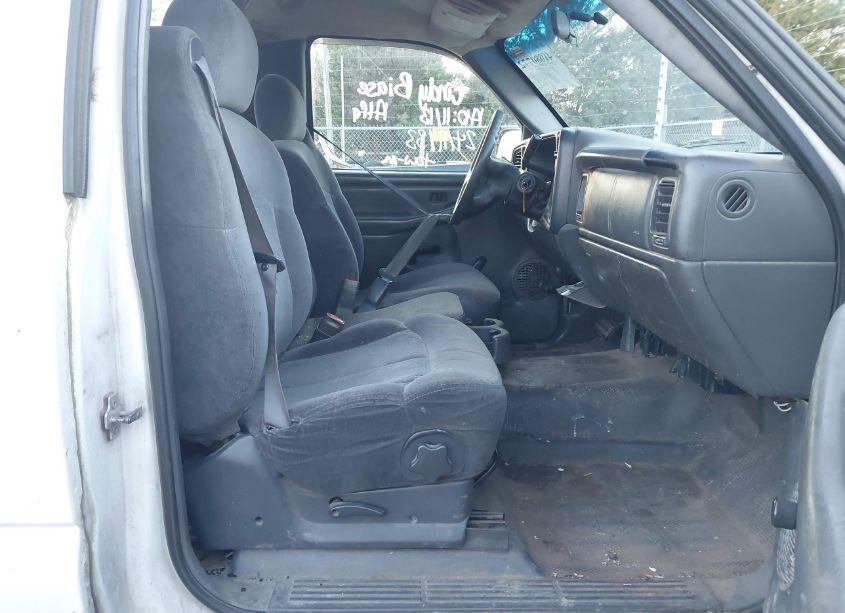 Photo 5 of 2004 Chevrolet Silverado 2500HD WORK TRUCK (VIN 1GCHC24U74E247494)