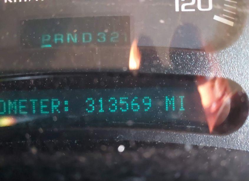 Photo 7 of 2004 Chevrolet Silverado 2500HD WORK TRUCK (VIN 1GCHC24U74E247494)