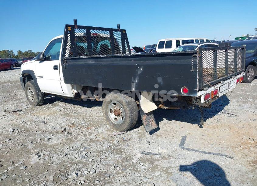 Photo 3 of 2006 Chevrolet Silverado 2500HD LS (VIN 1GCHC24U76E229340)