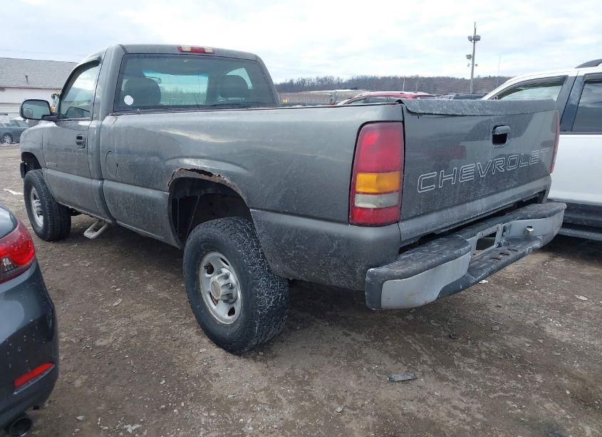 Photo 3 of 2001 Chevrolet Silverado 2500HD (VIN 1GCHC24U81E331898)