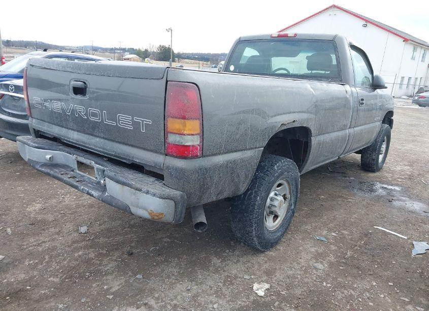 Photo 4 of 2001 Chevrolet Silverado 2500HD (VIN 1GCHC24U81E331898)