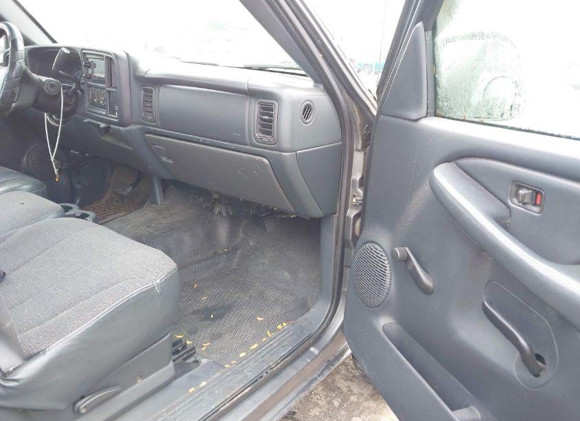 Photo 5 of 2001 Chevrolet Silverado 2500HD (VIN 1GCHC24U81E331898)