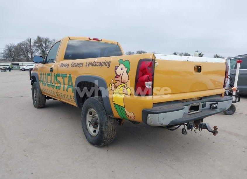 Photo 3 of 2004 Chevrolet Silverado 2500HD WORK TRUCK (VIN 1GCHC24U84E303927)