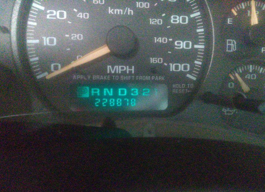 Photo 7 of 2002 Chevrolet Silverado 2500HD (VIN 1GCHC24UX2E114564)