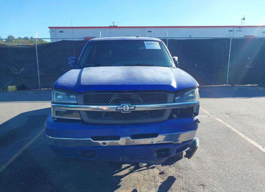 Photo 13 of 2003 Chevrolet Silverado 2500HD WORK TRUCK (VIN 1GCHC24UX3E328827)