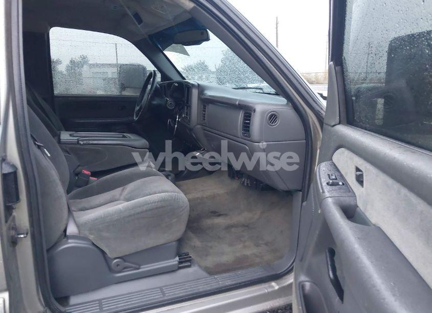 Photo 5 of 2003 Chevrolet Silverado 2500HD LS (VIN 1GCHC29153E278403)