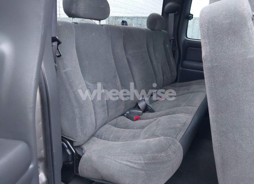 Photo 8 of 2003 Chevrolet Silverado 2500HD LS (VIN 1GCHC29153E278403)