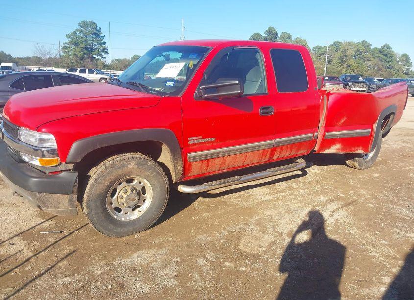 Photo 2 of 2001 Chevrolet Silverado 2500HD LS (VIN 1GCHC29181E322939)