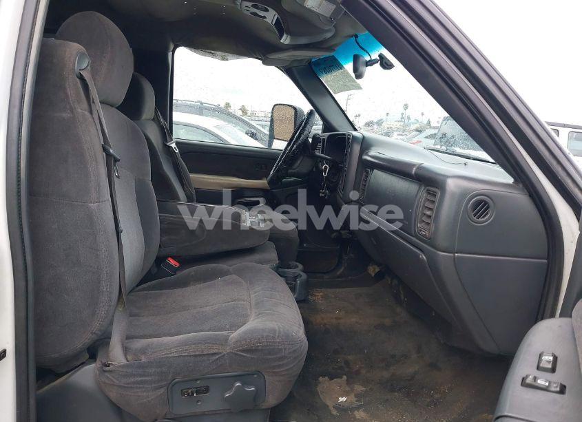 Photo 5 of 2001 Chevrolet Silverado 2500HD LS (VIN 1GCHC291X1E289796)