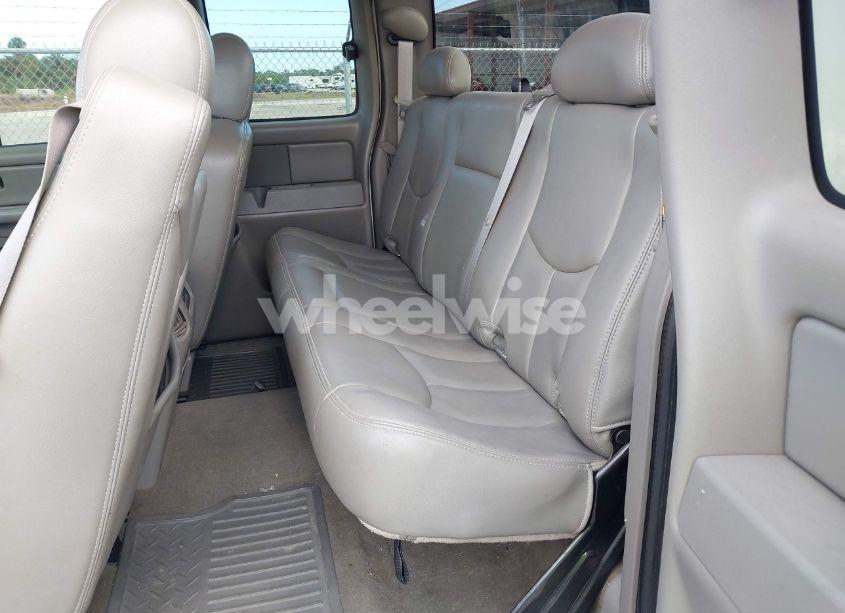 Photo 8 of 2006 Chevrolet Silverado 2500HD LT3 (VIN 1GCHC29206E121178)