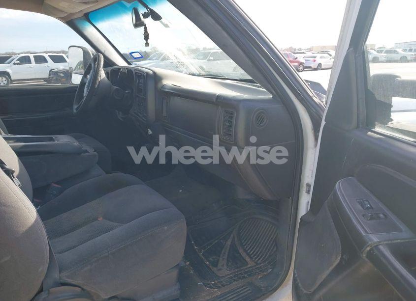 Photo 5 of 2006 Chevrolet Silverado 2500HD LT1 (VIN 1GCHC29D16E176451)