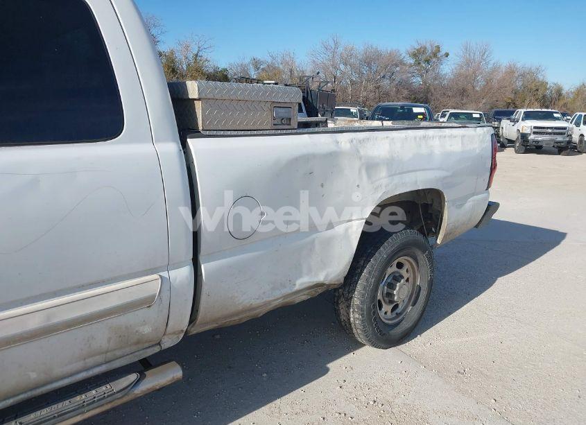Photo 6 of 2006 Chevrolet Silverado 2500HD LT1 (VIN 1GCHC29D16E176451)