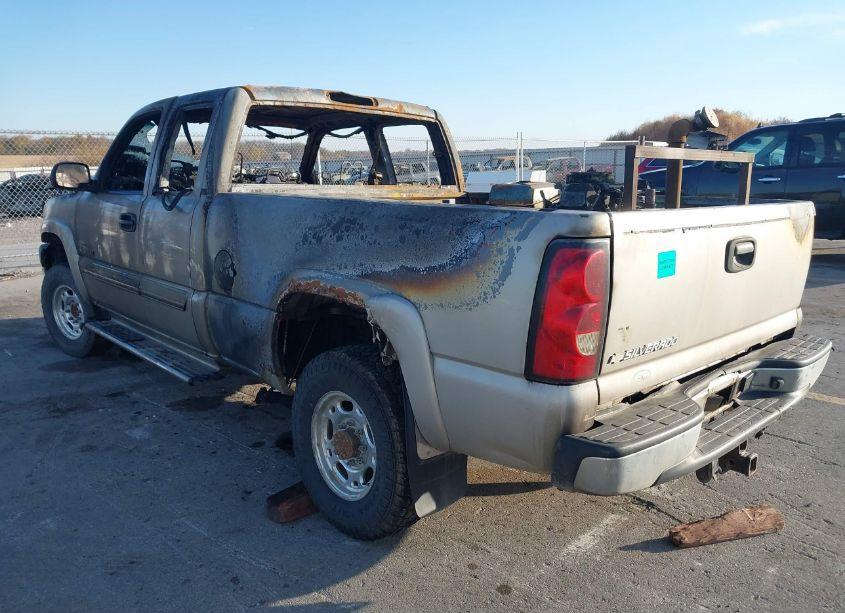 Photo 3 of 2006 Chevrolet Silverado 2500HD LT1 (VIN 1GCHC29D46E165315)