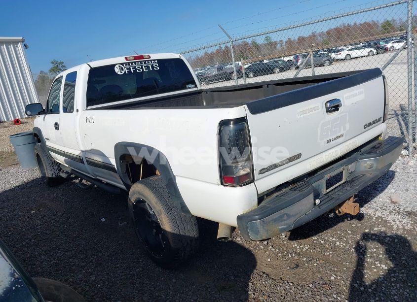 Photo 3 of 2001 Chevrolet Silverado 2500HD LS (VIN 1GCHC29G91E291205)