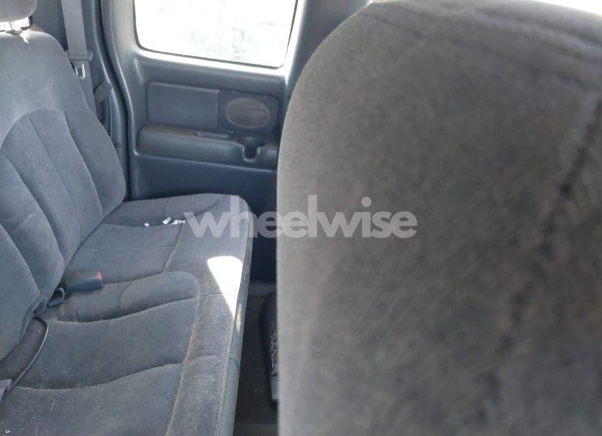 Photo 8 of 2001 Chevrolet Silverado 2500HD LS (VIN 1GCHC29G91E291205)