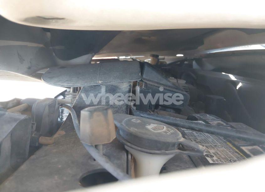 Photo 10 of 2005 Chevrolet Silverado 2500HD LT (VIN 1GCHC29GX5E143988)