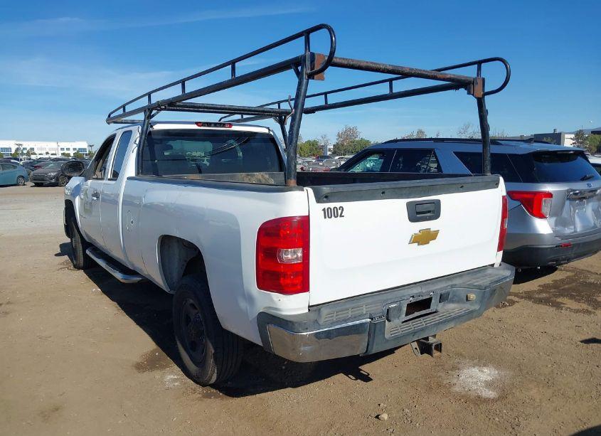 Photo 3 of 2008 Chevrolet Silverado 2500HD WORK TRUCK (VIN 1GCHC29K28E120245)