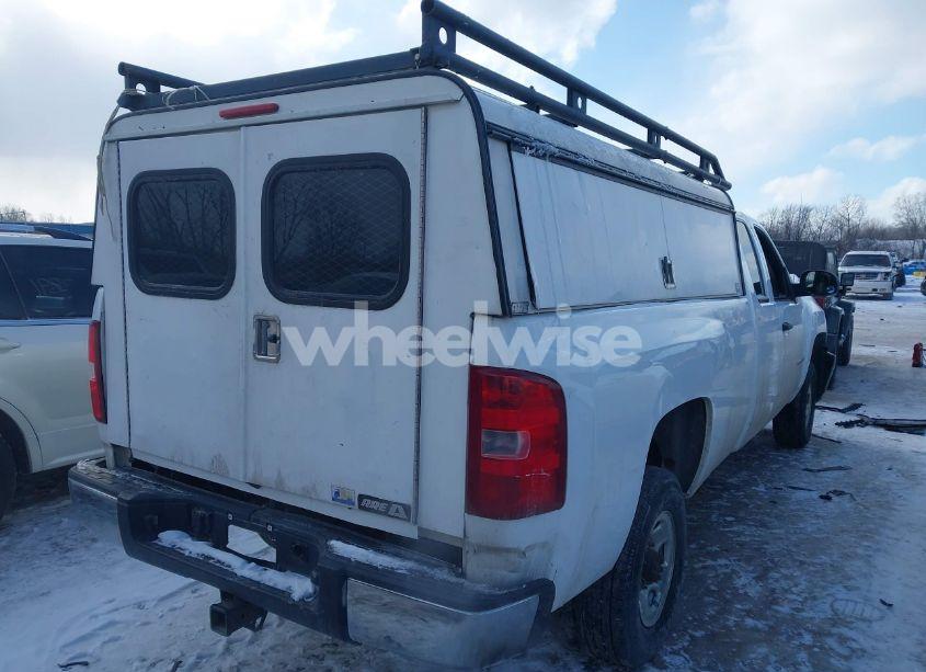 Photo 4 of 2008 Chevrolet Silverado 2500HD WORK TRUCK (VIN 1GCHC29K28E146764)