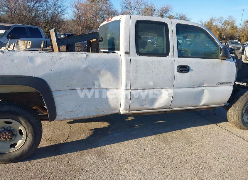Photo 14 of 2001 Chevrolet Silverado 2500HD (VIN 1GCHC29U01E299828)
