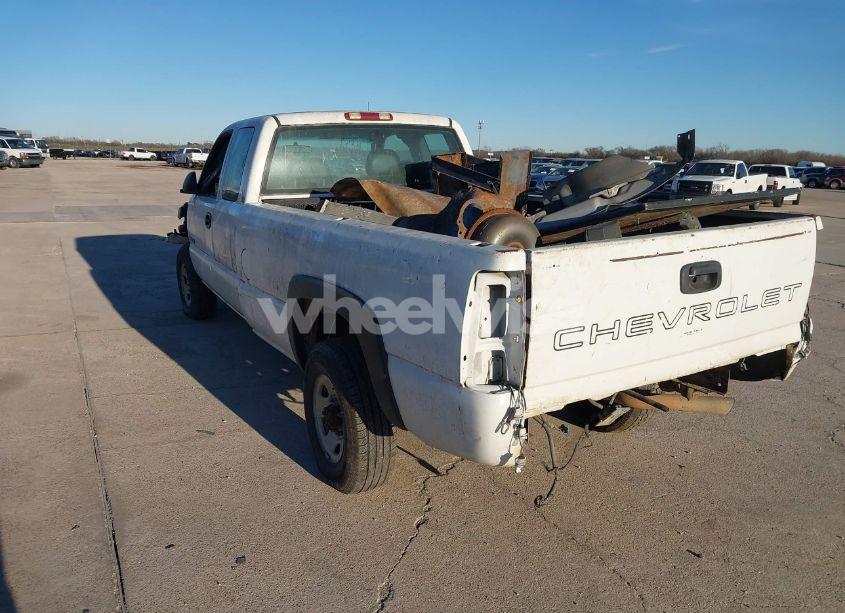 Photo 3 of 2001 Chevrolet Silverado 2500HD (VIN 1GCHC29U01E299828)