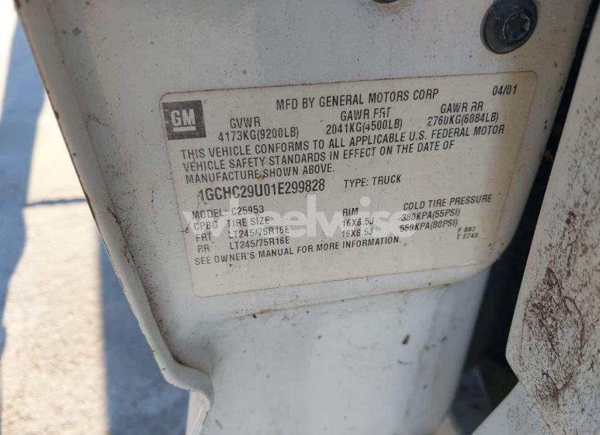 Photo 9 of 2001 Chevrolet Silverado 2500HD (VIN 1GCHC29U01E299828)