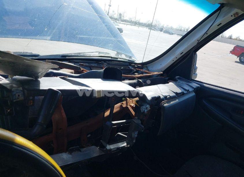 Photo 13 of 2002 Chevrolet Silverado 2500HD (VIN 1GCHC29U02E213967)