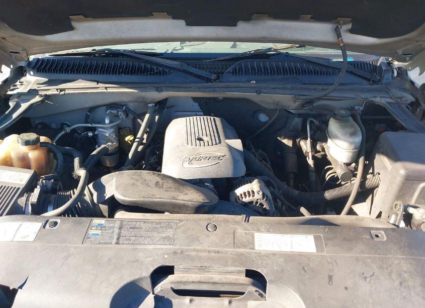 Photo 10 of 2004 Chevrolet Silverado 2500HD WORK TRUCK (VIN 1GCHC29U04E323954)