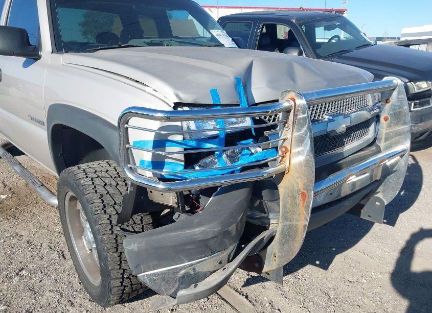 Photo 6 of 2004 Chevrolet Silverado 2500HD WORK TRUCK (VIN 1GCHC29U04E323954)