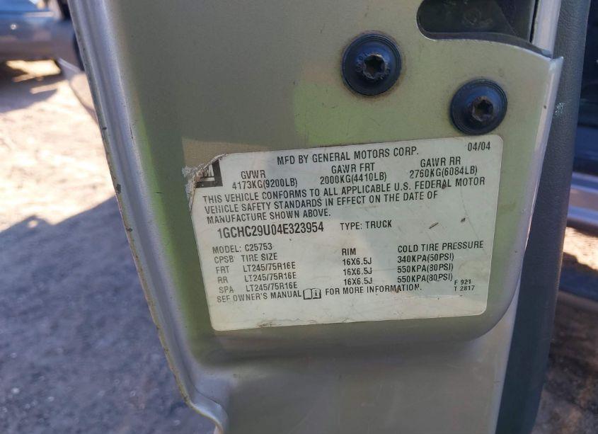 Photo 9 of 2004 Chevrolet Silverado 2500HD WORK TRUCK (VIN 1GCHC29U04E323954)