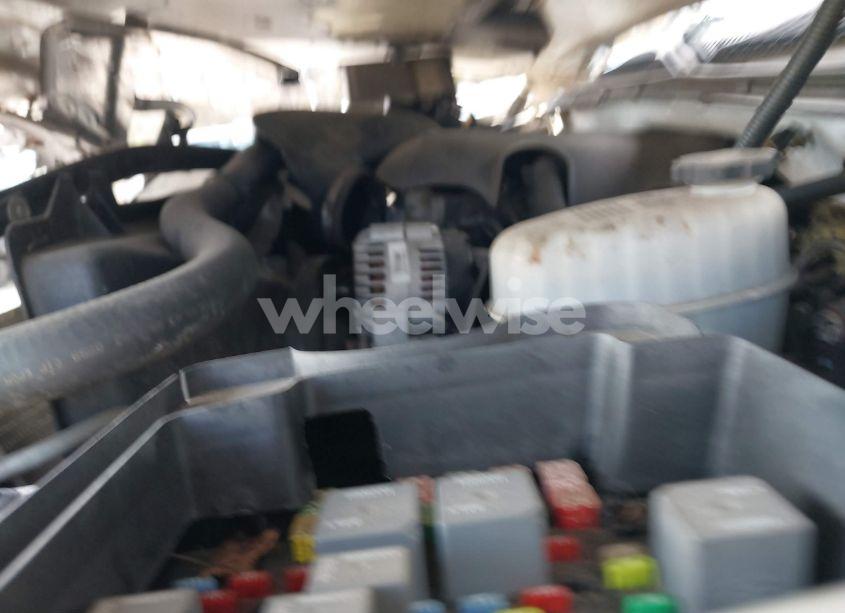 Photo 10 of 2005 Chevrolet Silverado 2500HD (VIN 1GCHC29U05E131922)