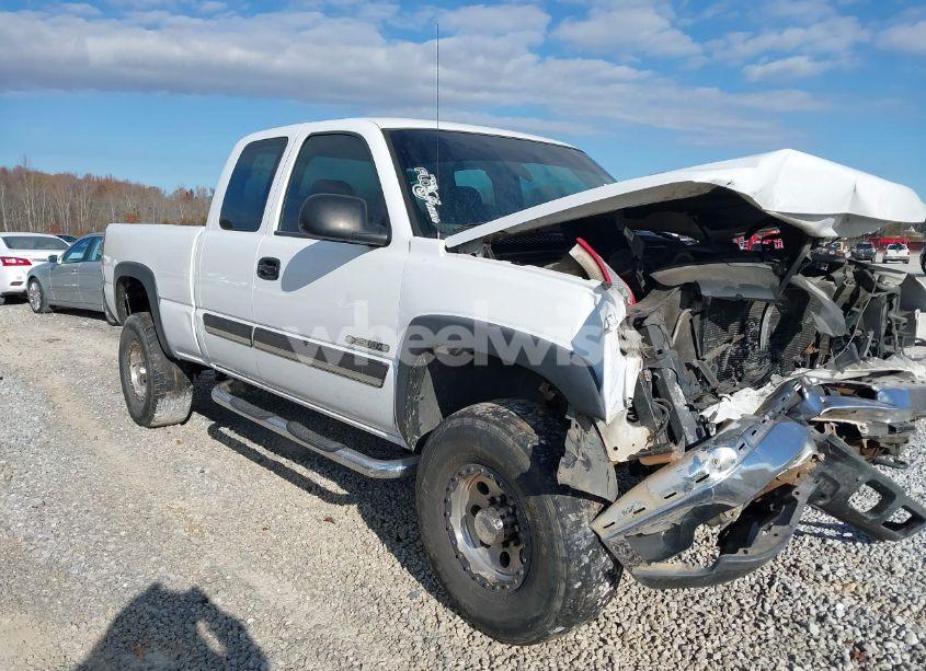 Photo 13 of 2005 Chevrolet Silverado 2500HD (VIN 1GCHC29U05E131922)