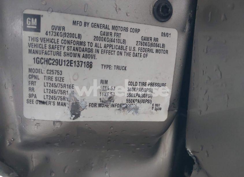 Photo 9 of 2002 Chevrolet Silverado 2500HD (VIN 1GCHC29U12E137188)
