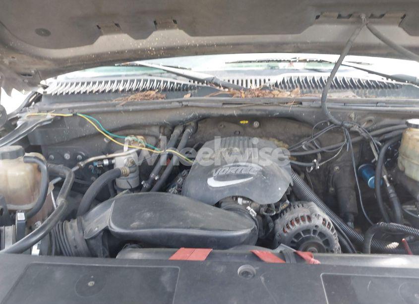 Photo 10 of 2002 Chevrolet Silverado 2500HD LS (VIN 1GCHC29U12E147378)