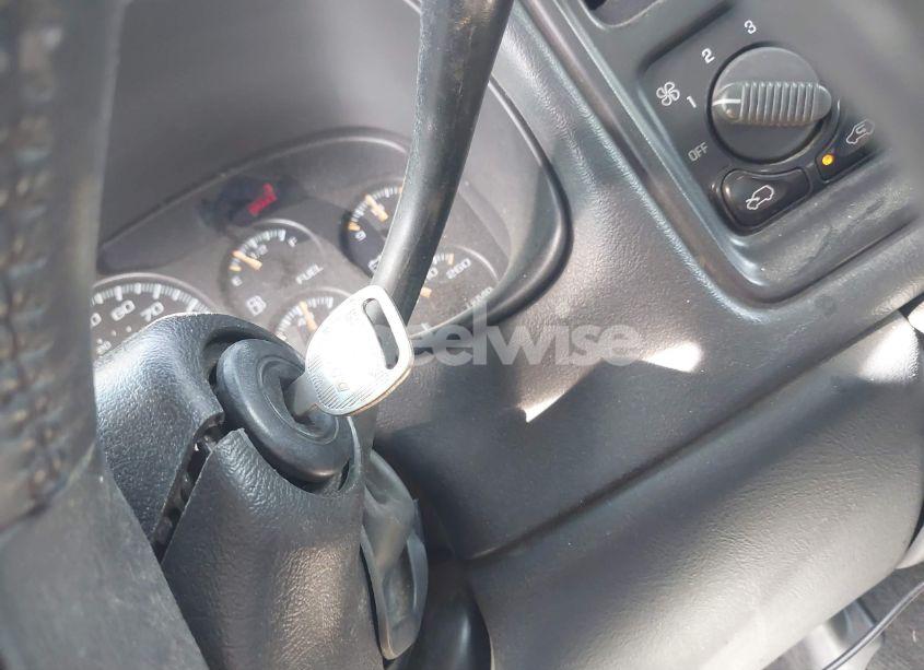 Photo 11 of 2002 Chevrolet Silverado 2500HD LS (VIN 1GCHC29U12E147378)