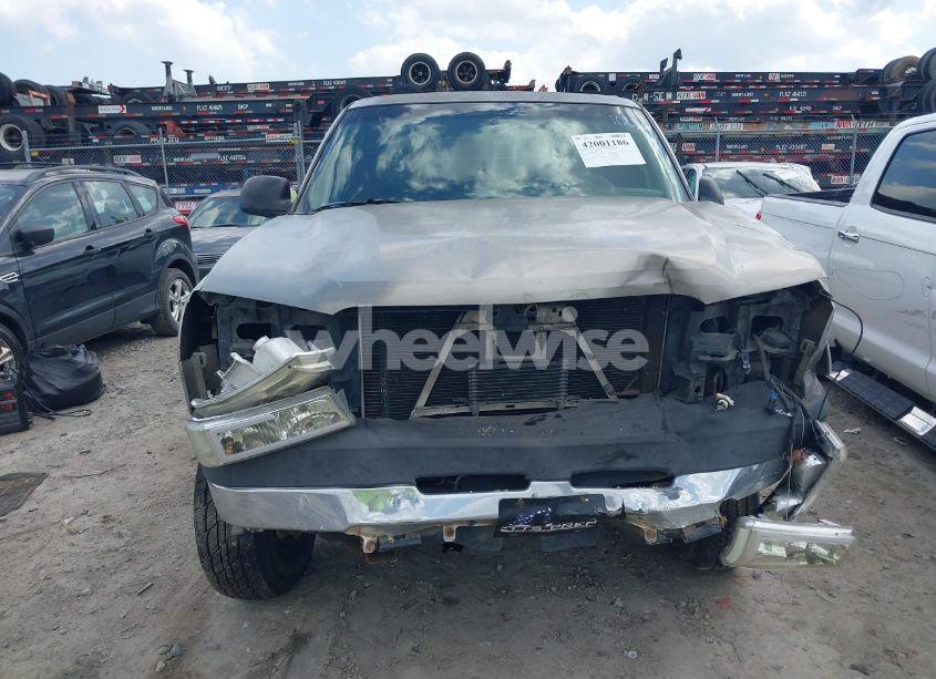 Photo 12 of 2003 Chevrolet Silverado 2500HD LS (VIN 1GCHC29U13E338820)