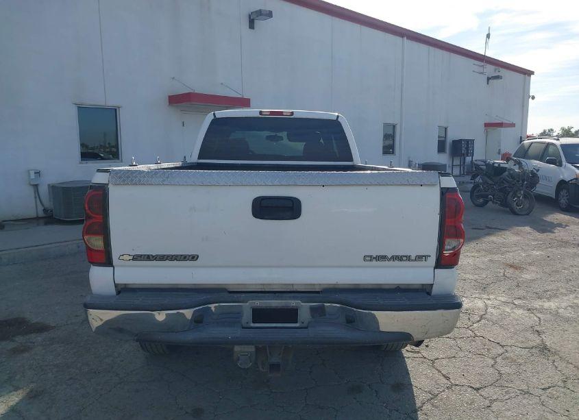 Photo 16 of 2004 Chevrolet Silverado 2500HD LS (VIN 1GCHC29U14E292553)