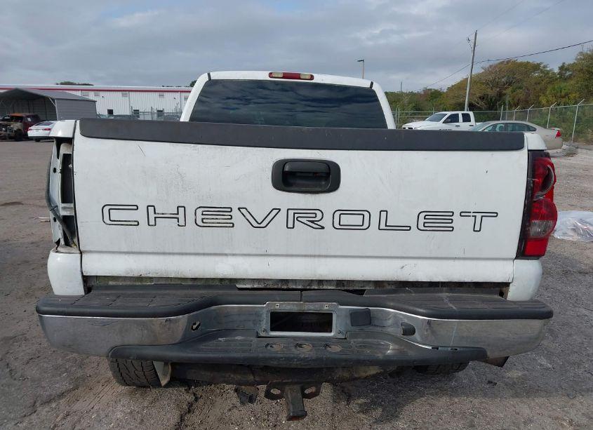 Photo 17 of 2003 Chevrolet Silverado 2500HD (VIN 1GCHC29U33E149523)