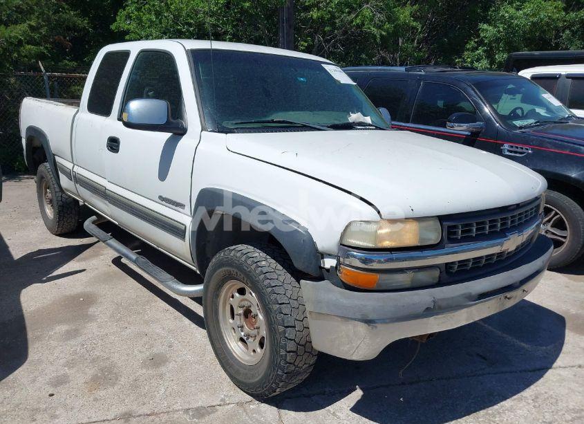 2001 Chevrolet Silverado 2500HD LS (VIN 1GCHC29U41E231001) main photo