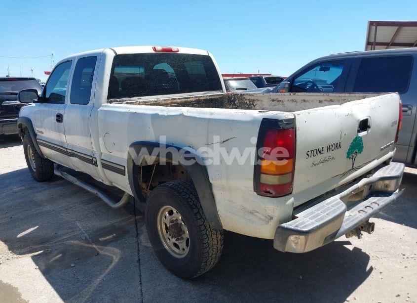 Photo 3 of 2001 Chevrolet Silverado 2500HD LS (VIN 1GCHC29U41E231001)