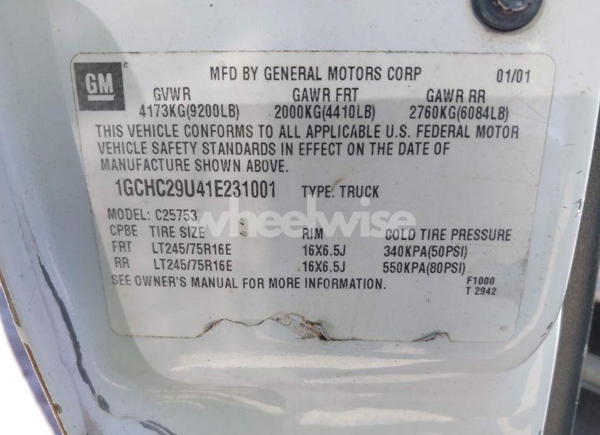 Photo 9 of 2001 Chevrolet Silverado 2500HD LS (VIN 1GCHC29U41E231001)