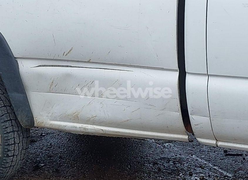 Photo 17 of 2004 Chevrolet Silverado C2500 HEAVY DUTY (VIN 1GCHC29U44E322371)