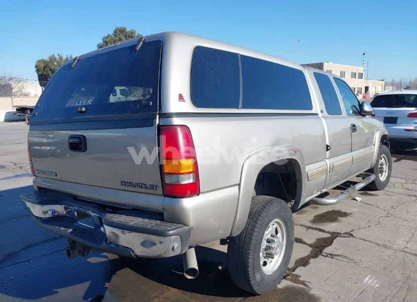 Photo 4 of 2001 Chevrolet Silverado 2500HD LT (VIN 1GCHC29U51E291594)