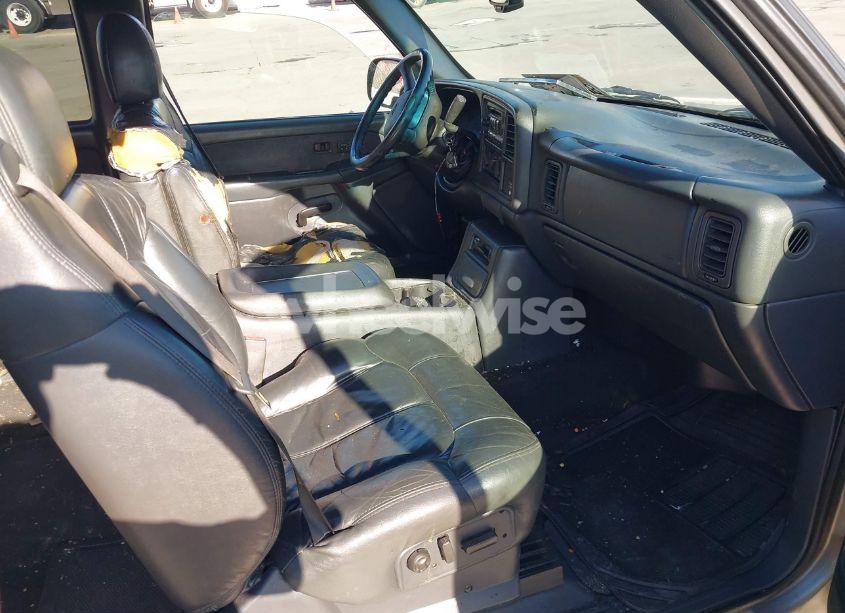 Photo 5 of 2001 Chevrolet Silverado 2500HD LT (VIN 1GCHC29U51E291594)