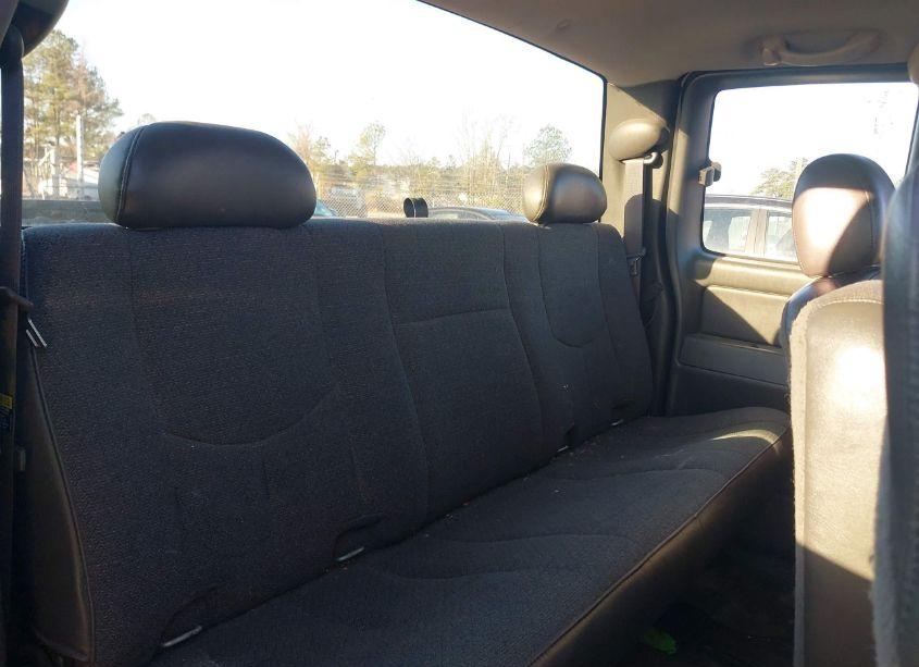 Photo 8 of 2005 Chevrolet Silverado 2500HD (VIN 1GCHC29U65E254320)