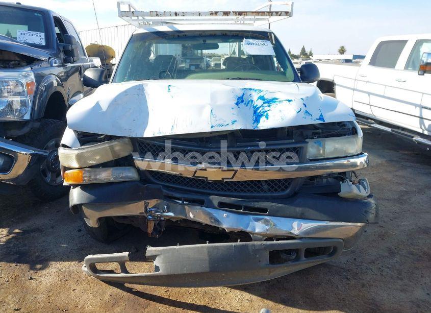 Photo 12 of 2002 Chevrolet Silverado 2500HD (VIN 1GCHC29U72E103692)