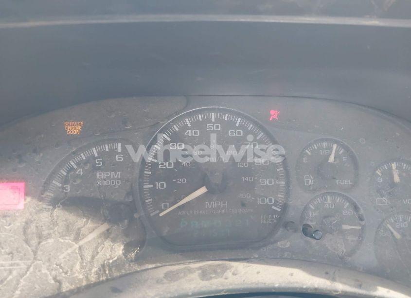 Photo 7 of 2002 Chevrolet Silverado 2500HD (VIN 1GCHC29U72E103692)