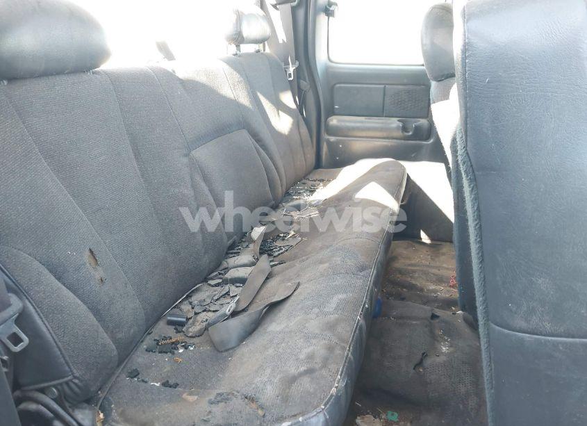 Photo 8 of 2002 Chevrolet Silverado 2500HD (VIN 1GCHC29U72E103692)