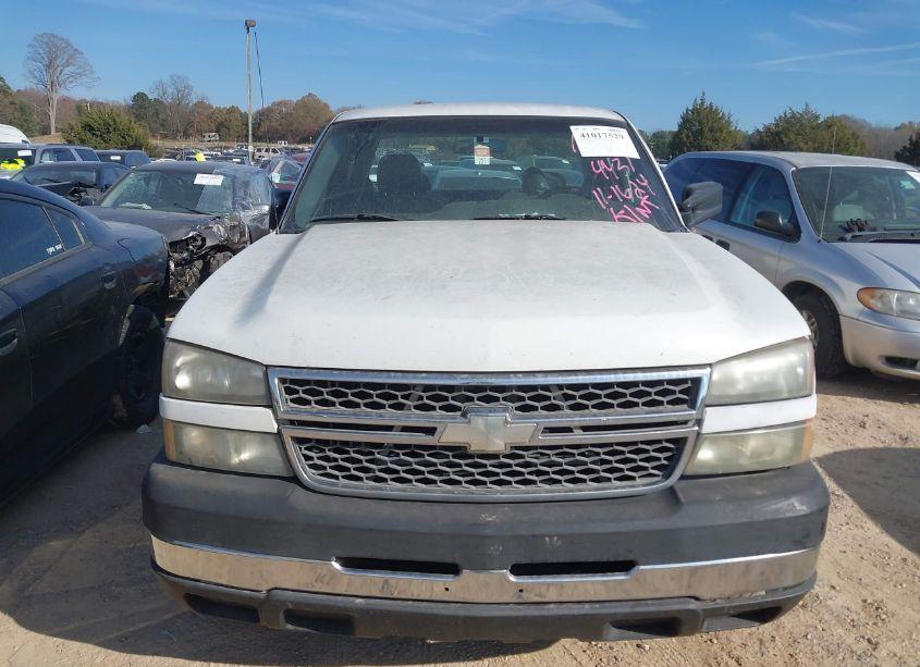 Photo 12 of 2005 Chevrolet Silverado 2500HD WORK TRUCK (VIN 1GCHC29U75E134431)