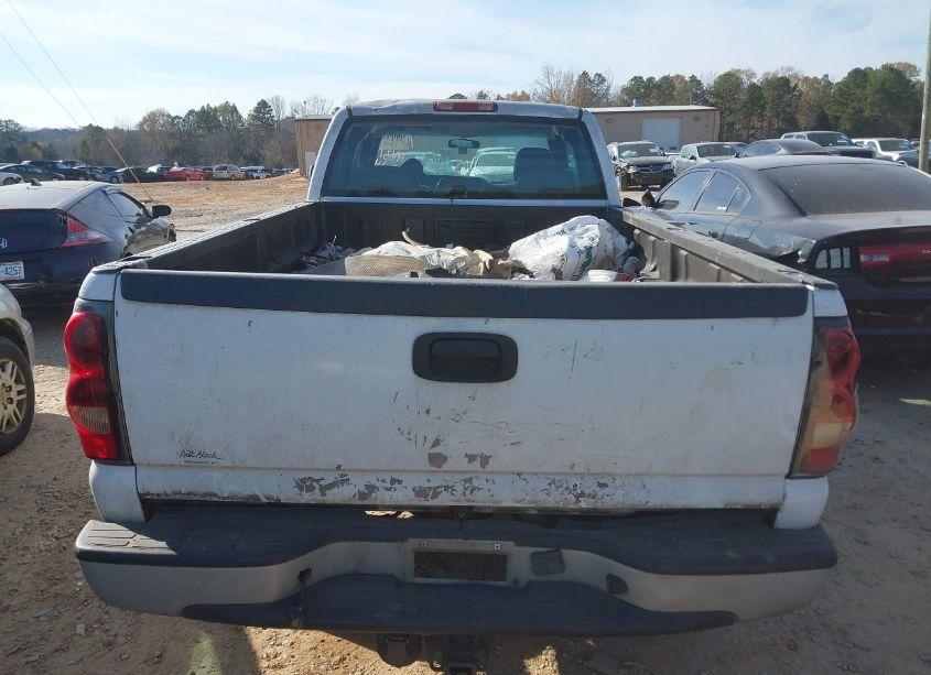 Photo 16 of 2005 Chevrolet Silverado 2500HD WORK TRUCK (VIN 1GCHC29U75E134431)