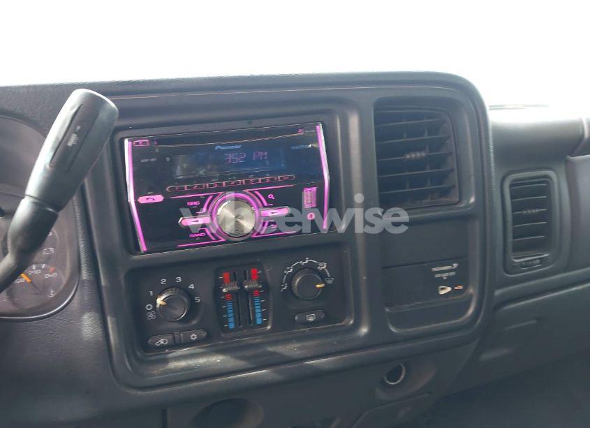Photo 17 of 2006 Chevrolet Silverado 2500HD LS (VIN 1GCHC29U86E148422)